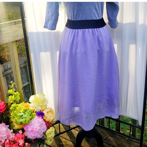 LuLaRoe Dresses & Skirts - LuLaRoe Lola Skirt